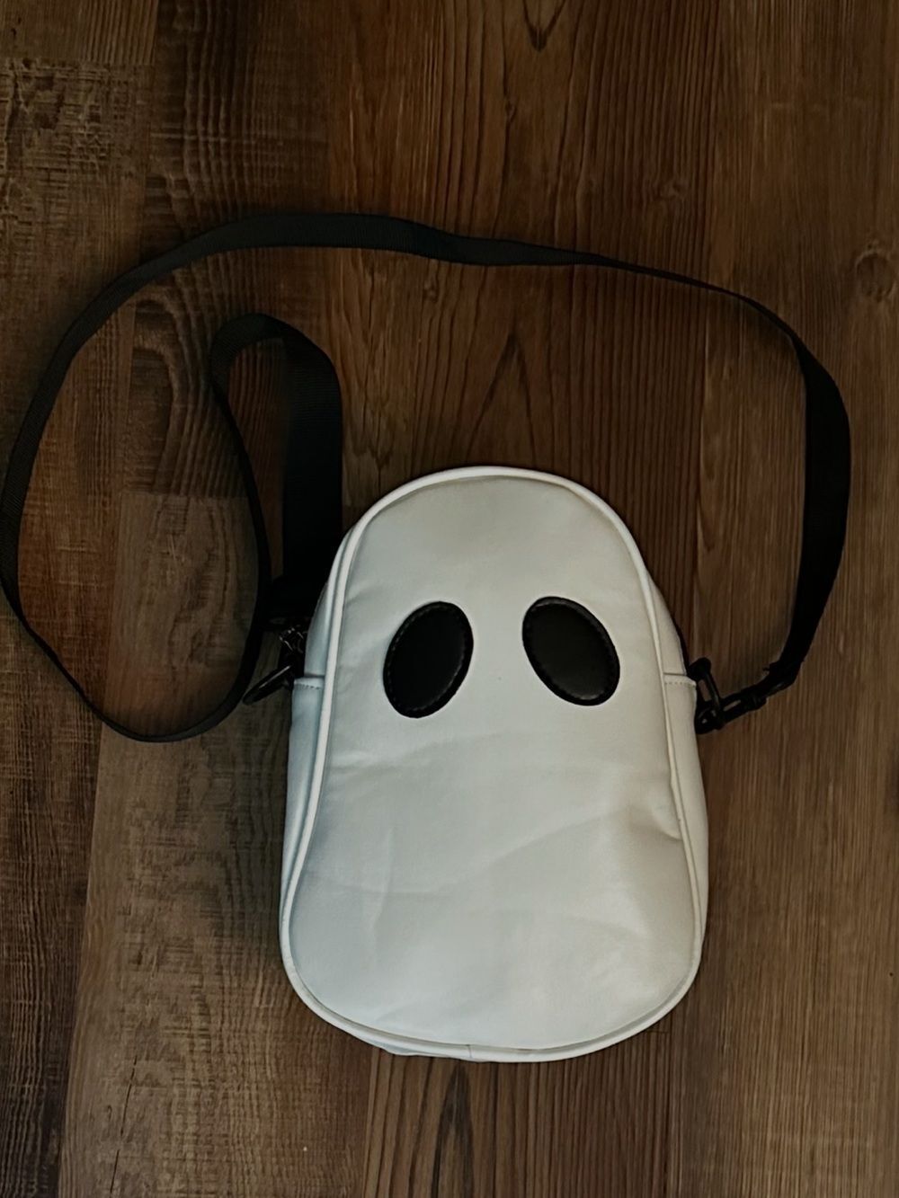 MISSLOOK White Crossbody Messenger Bag with Black Accents
